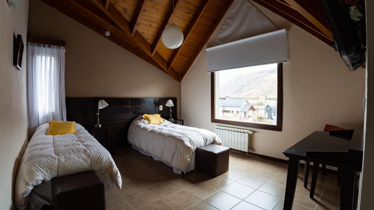 Hotel Poincenot El Chalten Ngoại thất bức ảnh