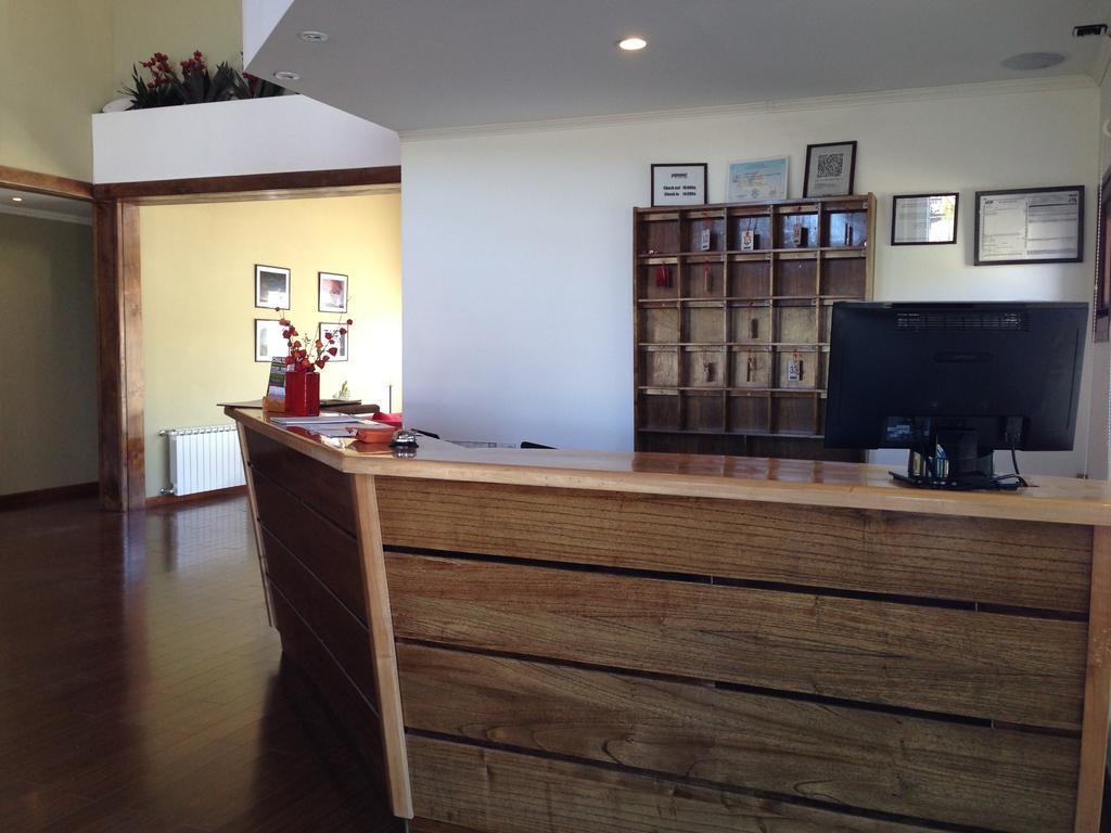 Hotel Poincenot El Chalten Ngoại thất bức ảnh