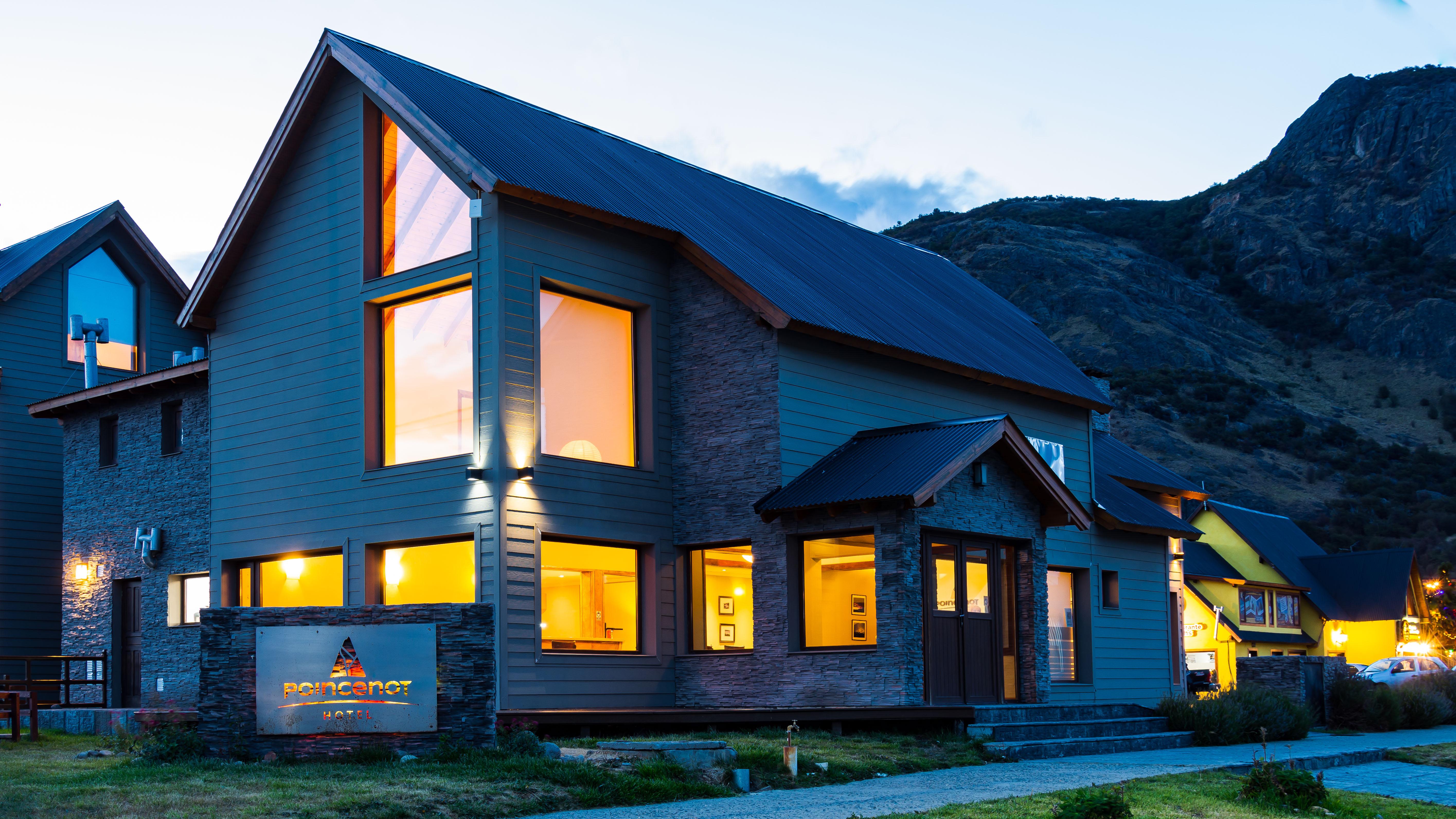 Hotel Poincenot El Chalten Ngoại thất bức ảnh