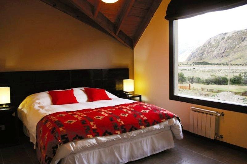 Hotel Poincenot El Chalten Ngoại thất bức ảnh